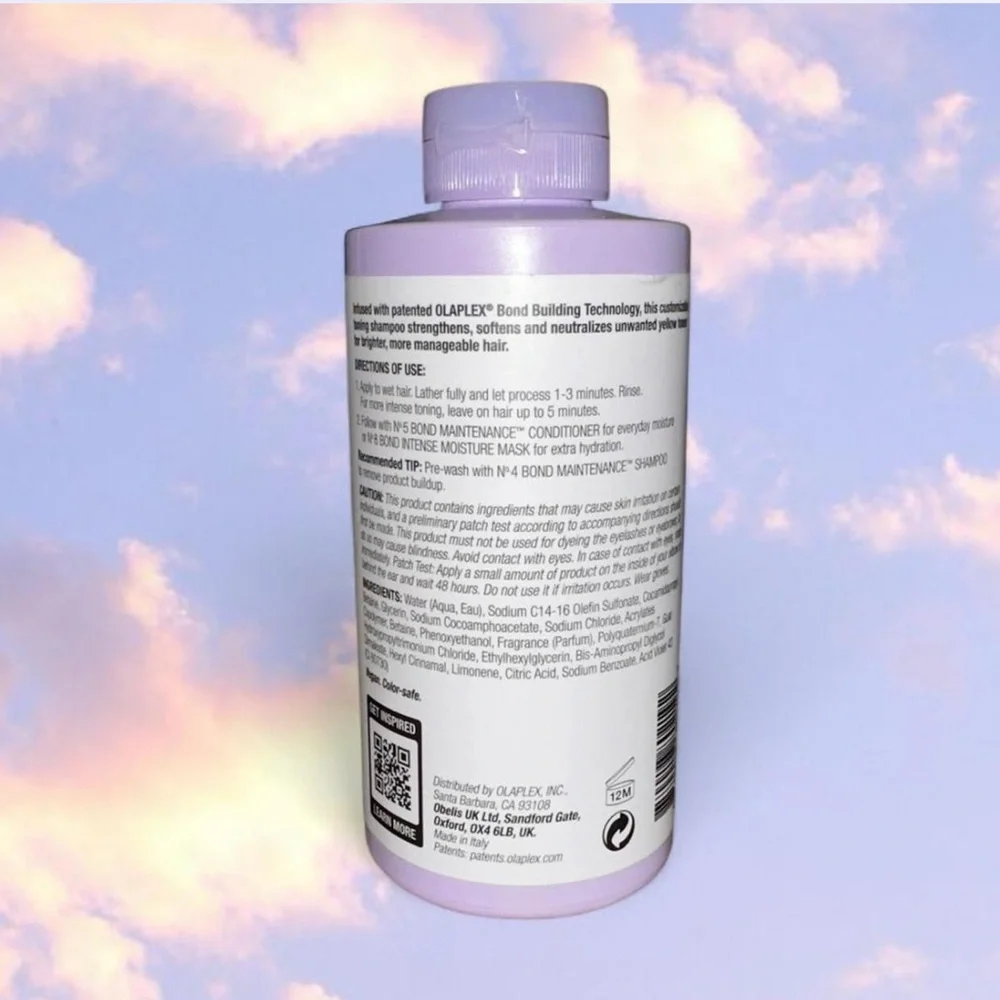 Olaplex No. 4P Blonde Enhancer Toning Shampoo - Picture 2 of 3